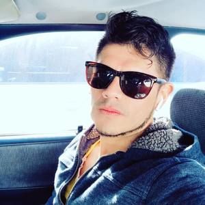 Meet your Posher, Alessandro